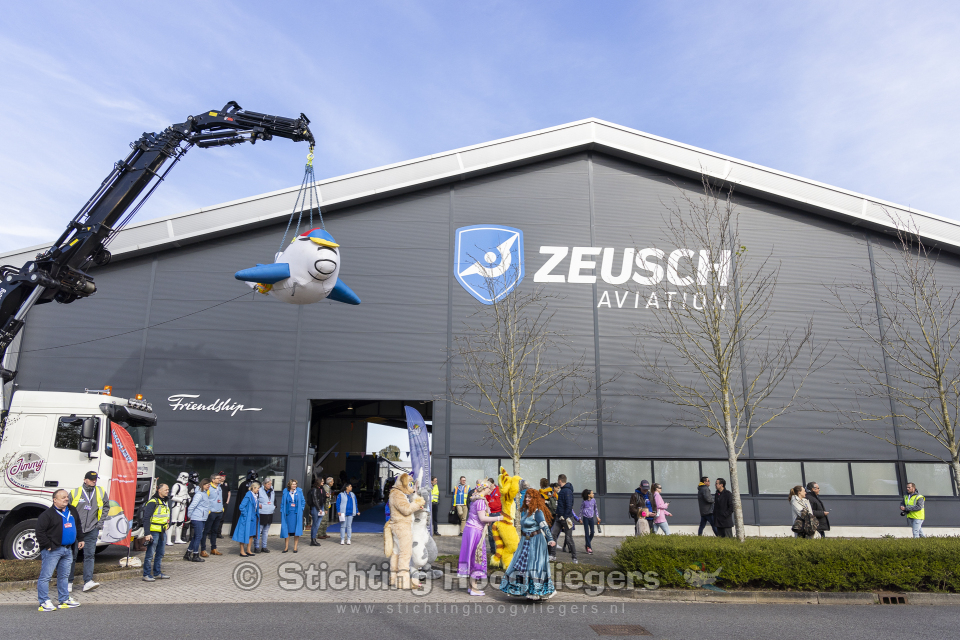 Hoogvliegers's tweet photo. Afgelopen zaterdag hebben er 72 Hoogvliegers gevlogen vanaf Lelystad Airport

https://t.co/9693M4eXRA https://t.co/rSMtq8Qz54
