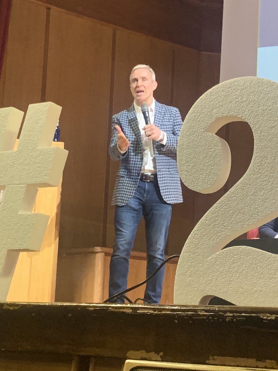 Conferencia inaugural #2CIHAS <a href="/WesElyMD/">WesElyMD</a>
La humanización es Ciencia. La ayuda al paciente que sufre debe hacerse desde su visión integral, nunca perder de vista a la persona y tenemos la base científica para la humanización