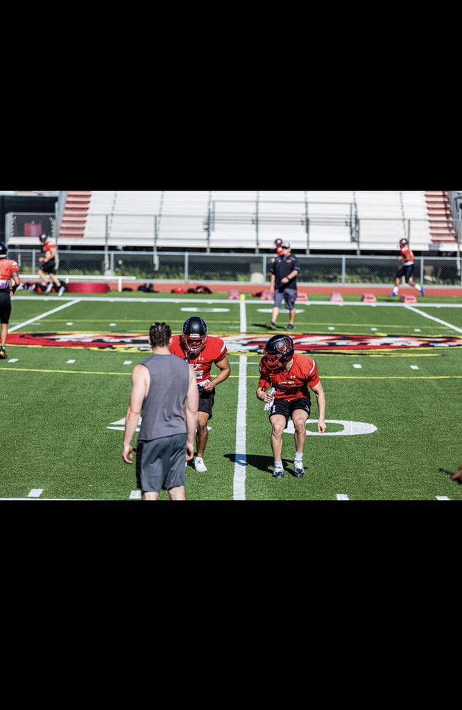 SpringBallin 🗣🦅
#JacDNA #JuCoProduct
<a href="/coach_mo_/">Casey Mazzotta</a> <a href="/msjcfootball/">Mt. San Jacinto College Football</a>