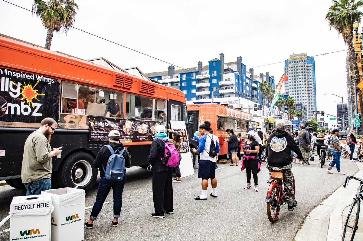 LongBeachCity's tweet photo. 📣 Attention Long Beach residents, business owners, and food truck enthusiasts! 🚚🍔🌮 Join us for one of two community meetings to share your needs and concerns regarding food trucks in the area. 
📆 Thur. 4/27 (In-Person)
📆 Wed. 5/3 (Virtual)
https://t.co/v5PdjvLAtT https://t.co/qaUuqhsKUg