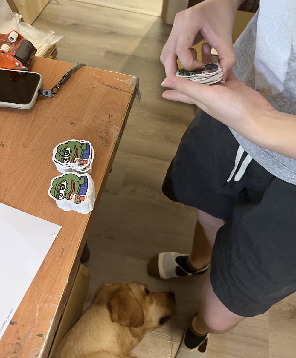 Labradachang's tweet photo. I run a sticker printing company, and five days ago, there was a sudden surge of orders for Pepe stickers. I didn't think much of it at the time, but now that the stickers are about to be shipped, I realize that something doesn't seem quite right. However, it's too late. $pepe https://t.co/d8VOYOrSyU