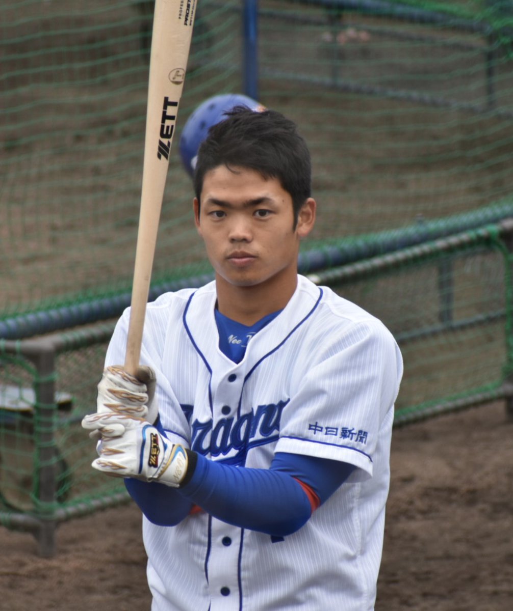 wacchacha's tweet photo. 改めまして
根尾くんお誕生日おめでとう🎂
怪我なく充実したシーズンを送れますように!笑顔の多い1年になりますように!
#根尾昂
#NEO7 https://t.co/Ay8vmQsfh9