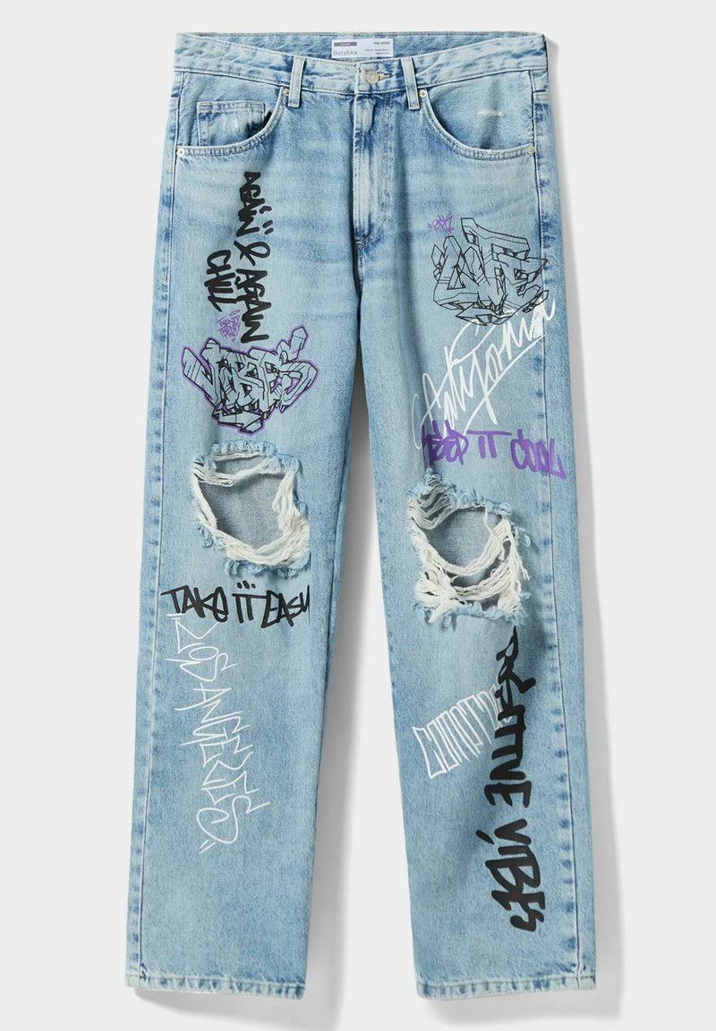 starlet_sn0w's tweet photo. on @BGYO_Mikki:

Short Sleeve T-Shirt with Print (Php 995)

Graffiti Print Straight Leg Jeans

both @Bershka

PIENALO WITH BGYO 
#BGYOsaPIENALO

#BGYO #BGYO_Mikki @bgyo_ph https://t.co/5X4MDBTawT