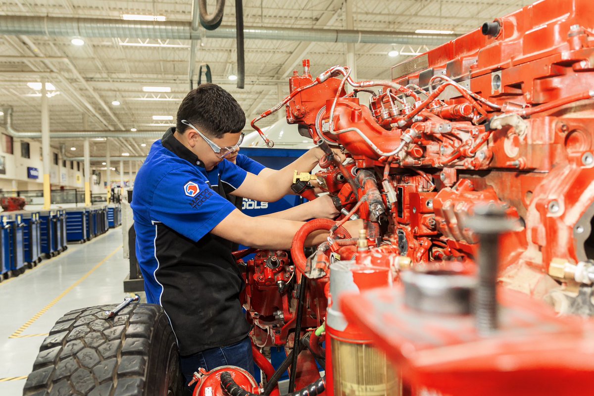 marioantonio_22's tweet image. Tornillo HS students at @wtcep  
#TISDProud #westerntech #TornilloHighSchool