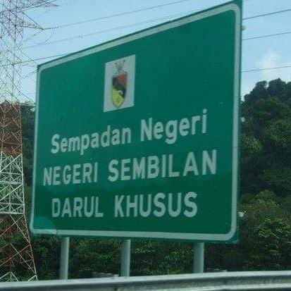 beritaseremban's tweet photo. Kesyahduan bila tengok signboard ni https://t.co/4NayqfGuR2