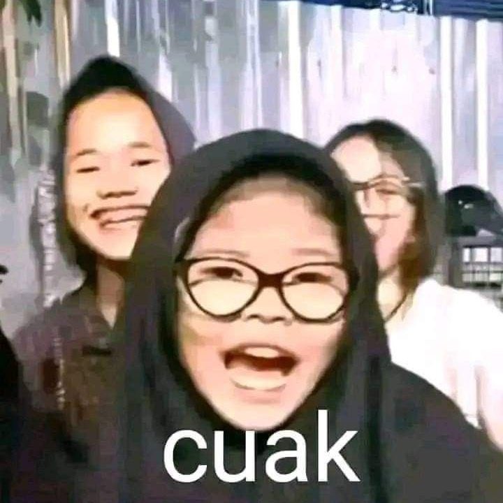 jvnx13's tweet photo. Tetep macak sibuk mesio nang kantor gabut https://t.co/0lpha1Xvdl