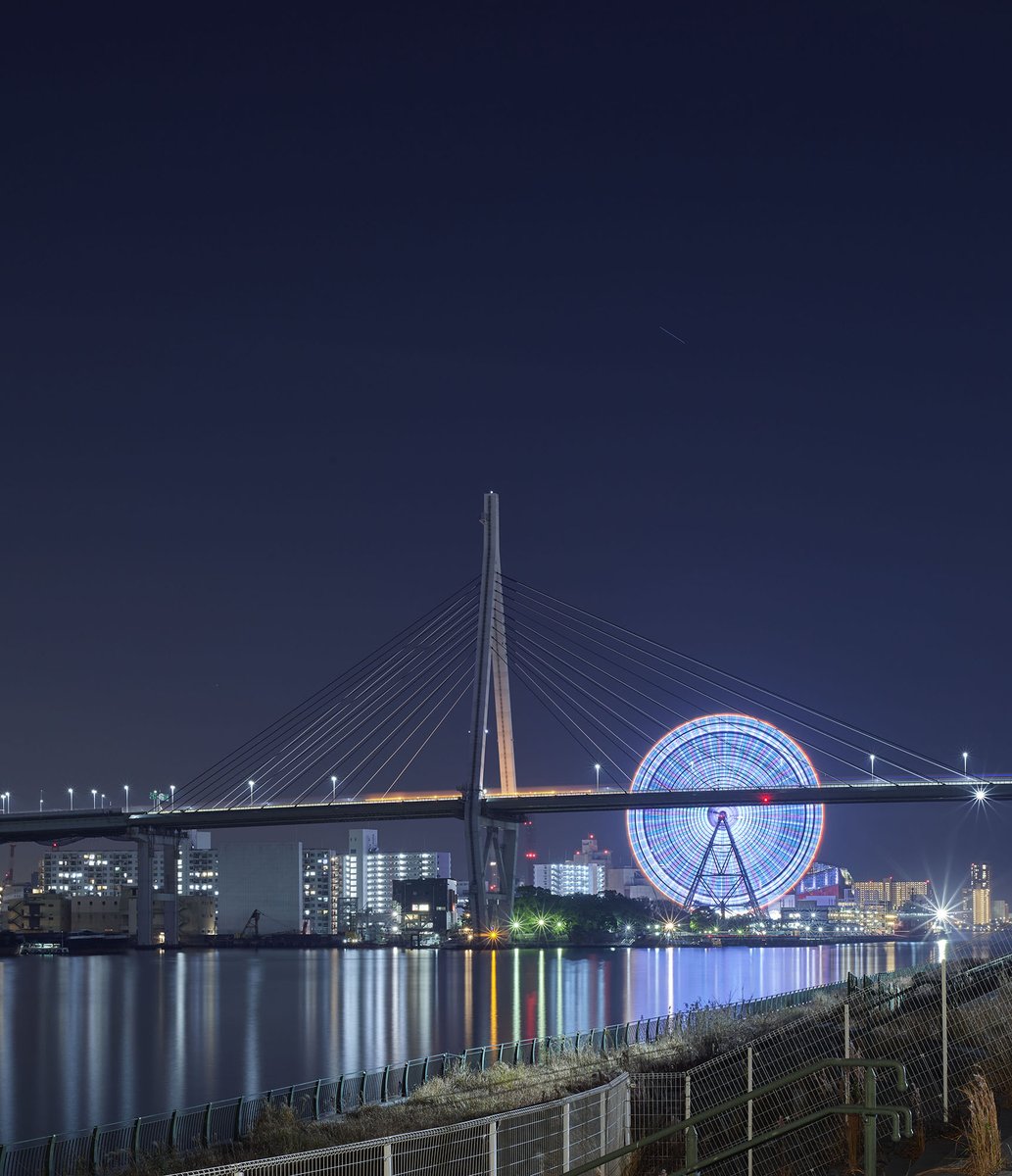 Solid_Design_L's tweet photo. 寒い中シャッター切るまで3分30秒はとても長い.....。撮影風景
Camera:PHASE ONE IQ4 150MP
#建築 #建築写真 #大阪 #日本 #フェーズワン
#iq4 #中判デジタル #ローデンシュトック
#architecture #architecturephotography
#architecturelovers #photograph #phaseone
#digitalback #rodenstock https://t.co/S9omvgqO1N