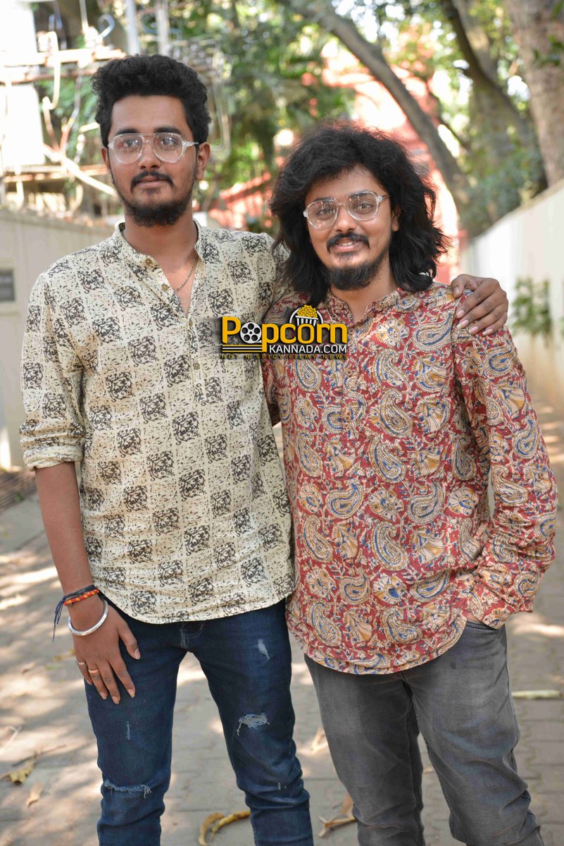 PopcornKannada's tweet photo. #Chandinibar Press Meet Photos-01

ಏಪ್ರಿಲ್ 21ಕ್ಕೆ ನಿಮ್ಮ ಮುಂದೆ #ಚಾಂದಿನಿಬಾರ್ ಸಿನಿಮಾ

@BarChandini 

#chandinibar #kannada #kannadamovies #RaghavendraKumar #SukruthiPrabhakar #Popcornkannada https://t.co/e77FuUmcUc