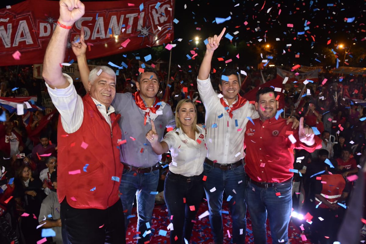 lizarellapy's tweet photo. Mi eterna gratitud en esta noche, por los meses de trabajo que no voy a deshonrar; el apoyo, el cariño y la confianza que nos brindaron desde el inicio, donde trabajamos incansablemente para llevar nuestras propuestas a cada rincón de la Capital. https://t.co/87eZMhSRyf