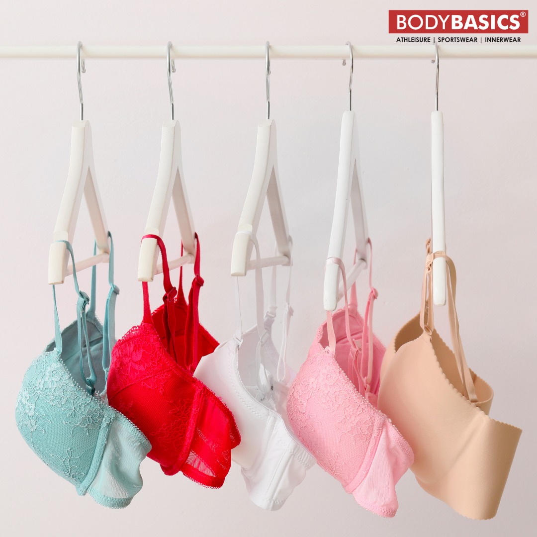 BodyBasicsStore's tweet photo. This one's for the cheerful days!
Add a dash of glamour to your festive season with premium chic lace bras that are delicately crafted to bring out the spark in you. Shop now at Body Basics stores or online @ https://t.co/4wuP9Hn5hS

#bodybasics #bodybasicsstore #lingerie https://t.co/ObbHxkpysN