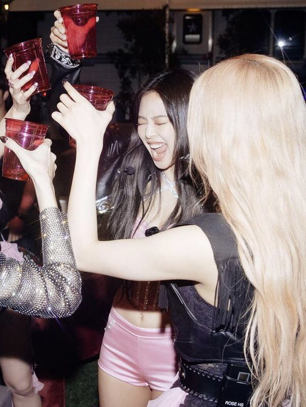 jennie (@jenniepics) on Twitter photo 