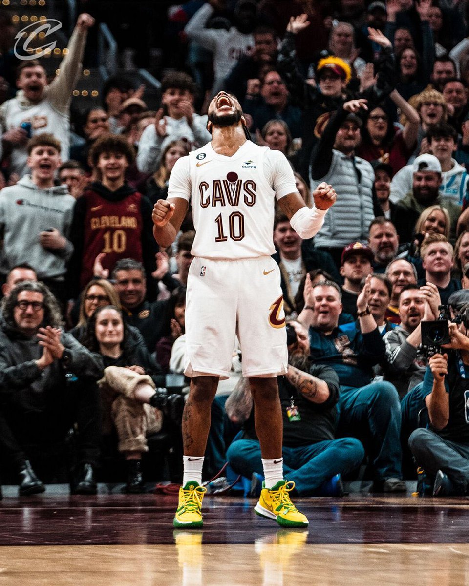 NxtLvlFntasyNBA's tweet image. Cavs even up the series, 1-1 

#BeTheFight
#PlayoffMode
#NBAPlayoffs