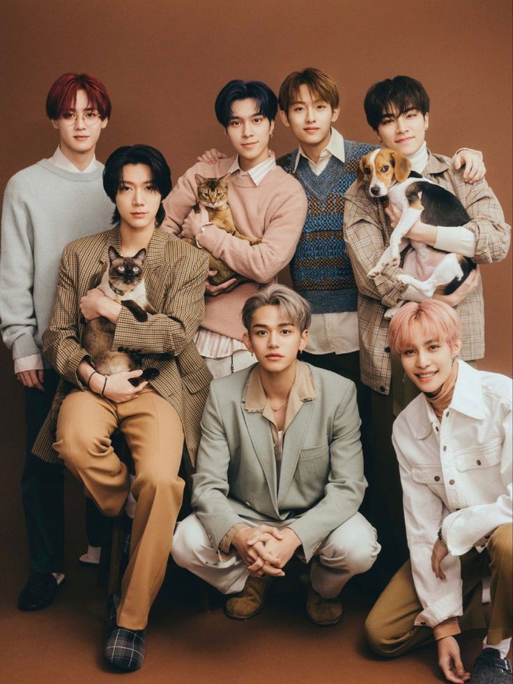 winwintheduck's tweet photo. you must seen wayv then. even the pre-debut photo are so damn filled by visuals😌💚🫶🏻 https://t.co/hx2PdqJLM8