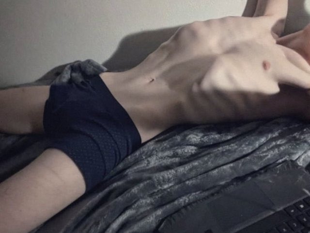 widecaboose's tweet photo. Then vs now, gonna get ripped fr https://t.co/VkqyWyVw8Z