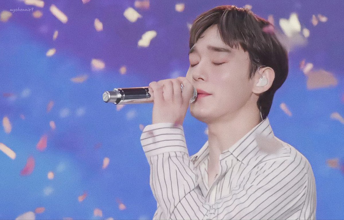 Pikuchen's tweet photo. He's so beautiful 💜 https://t.co/HDvigD2UIj