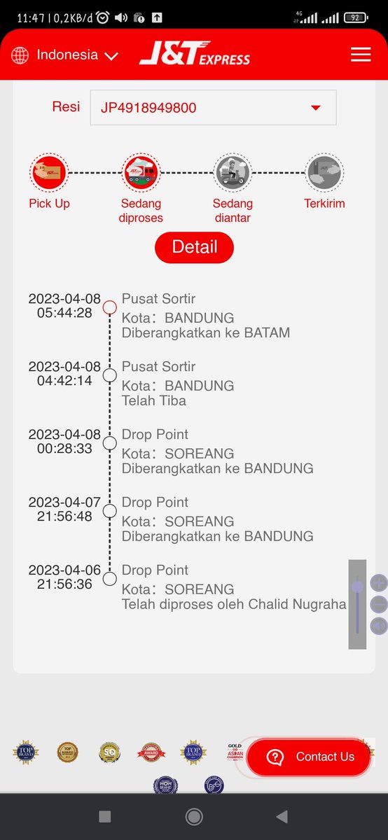 aizthai's tweet photo. @jntexpressid Paket saya dengan nomor resi JP4918949800, sudah tiba dimana ya? Karena statusnya di Shopee "pengantaran sedang dilanjutkan ke alamat tujuan" Namun di j&amp;t paket akan dikirim kan ke Batam dari tanggal 8 belum ada perubahan.

Mohon infonya, paket sudah di Batam atau belum? https://t.co/uHTZwUUBMg