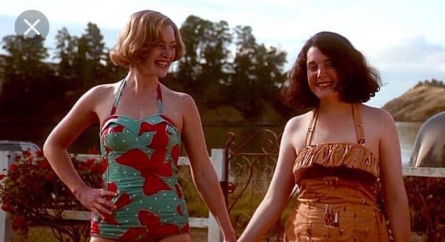 amnorth42's tweet photo. Pure inspiration
#movies
#untiltheendoftheworld #drowningbynumbers
#cityoflostchildren #heavenlycreatures https://t.co/rZP8Qzr0Hx