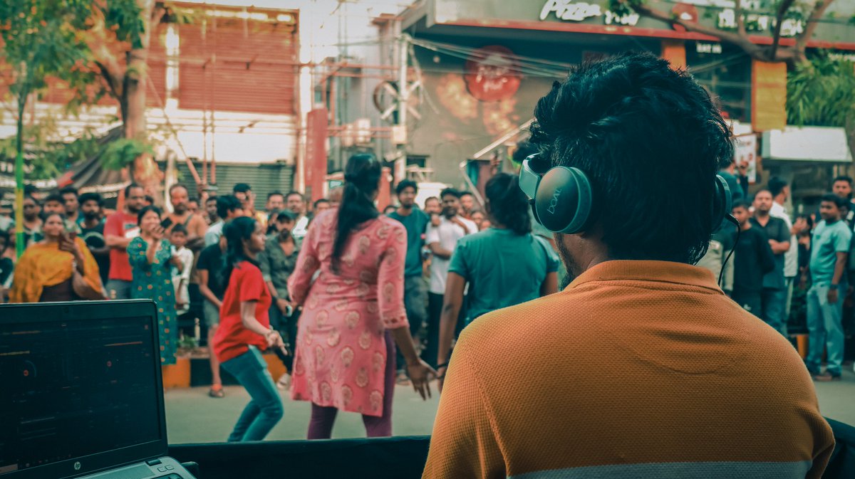 DsjDinesh's tweet photo. Good morning 🌞 
MUSIC IS LIFE
That's why your heart have beats.

#photograghy #goodmorning #dj #NFTCommunity #NFT #happystreets #DeafCollective #Deafcommunity https://t.co/w3zz2TRyD9