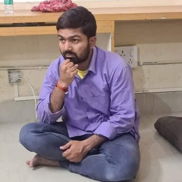 "मैं समय हूँ ,मैं सुप्रीम हूँ....!! 🕙

"राजनीतिक द्वेष के चलते जेल में बंद मनीष कश्यप की तत्काल सुनवाई से इनकार कर दिया जाता है,रामनवमी के दौरान हुई हिंसा की तुरंत सुनवाई से भी इनकार कर दिया गया था"

पर अतीक अहमद हत्याकांड हो ,पवन खेड़ा का मामला हो या फिर ममता बनर्जी के भतीजे