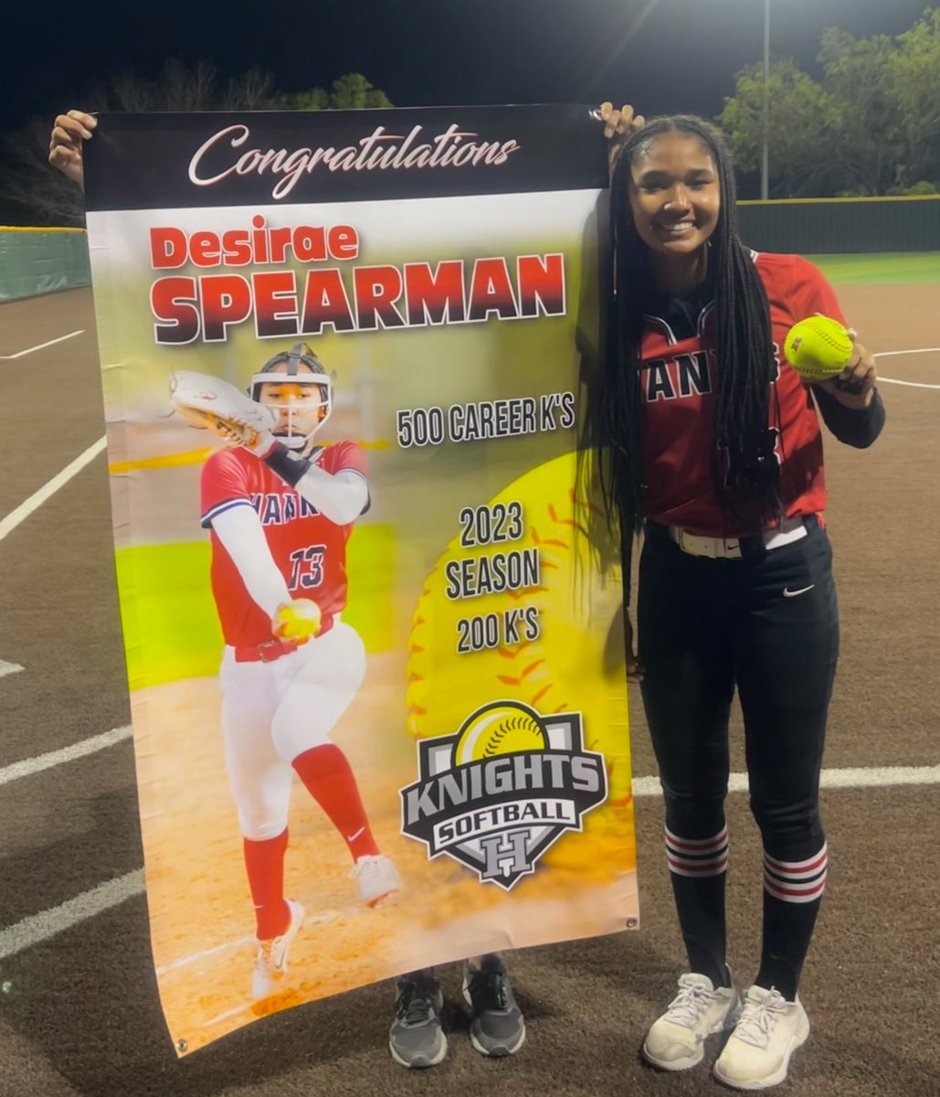 HanksSoftball's tweet photo. Congratulations @DesiraeSpearman on reaching a milestone tonight with 210 strikeouts this season and over 500 in your stellar career!! 💪🥎 #KingdomOfChampions 🏰 #WithOurShield 🛡🆙️ @JMHanksHigh @RCadena2001LTD @Coach_Veliz @Fchavezeptimes https://t.co/ZdEHvXfndq