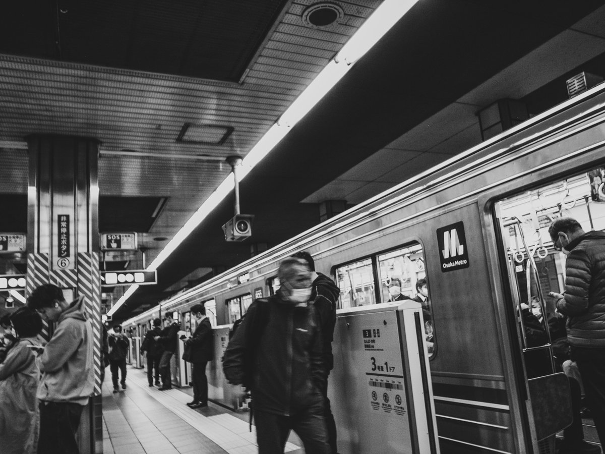 maro_electric's tweet photo. Ricoh GRD original review coming soon.
"Subway accident."
focus:snap
iso100 f2.4 1/17
#モノクロ写真 #カメラ #オールドデジカメ
#grdigital #grd1 #grd #RICOH #ricohgrd #monochrome https://t.co/FHqtTpKmxK