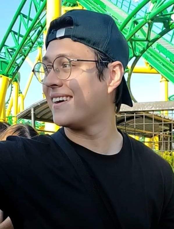 Inlababububeaw's tweet photo. ACTOR ENRIQUE IS BACK
#EnriqueGilBiggestComeback 

#EnriqueGil https://t.co/aThrhhvrxr