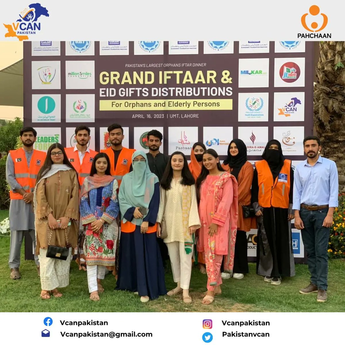 PakistanVcan's tweet photo. VCAN Pakistan collaborated with Alkhidmat Volunteer Management Department to arrange LARGEST EID GIFTS, EIDI and OLD AGE HOME Iftari and eid gifts Distribution. We feel immensely proud to be a part of this grand iftar.
#alkhidmatfoundation
#alkhidmatvolunteer
#VCANPAKISTAN https://t.co/jgLCWSSwhz