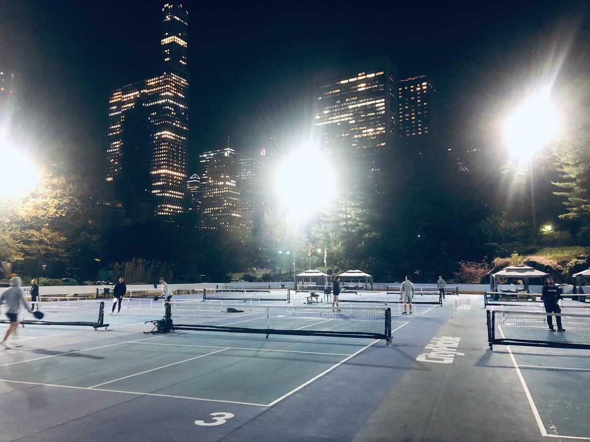 hanbaomd's tweet photo. City Pickle at Wollman Rink https://t.co/ubwLTL4hDk