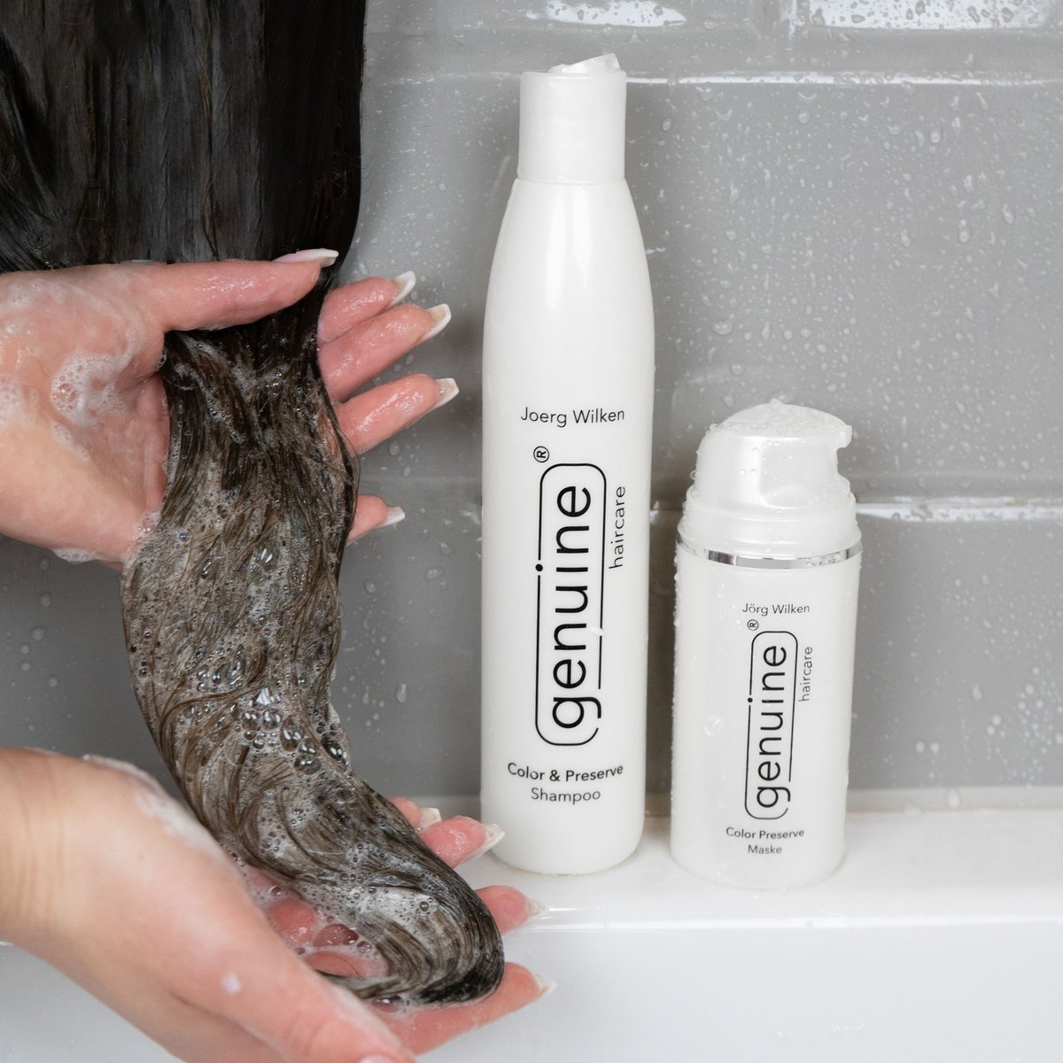 HaircareGenuine's tweet photo. Welche Shampoo und Haarmasken Kombi ist Deine Liebste?🥰 Lass es uns in den Kommentaren wissen💬
#haarmaske #haarshampoo #shampoo #haarwäsche #haare #friseurprodukte #genuine #genuinehaircare #joergwilken https://t.co/QpjcvYXQKr