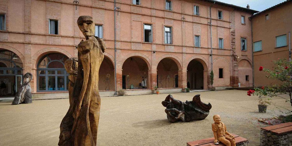 OfficielCha's tweet photo. Bon café Twitter ☕🥄
Au mois de mai, je fais ce qu'il me plaît ❤️
Le 5 concert au fort de Montauban (82)
Puis petite tournée dans le Lot (46), pour 2 dates les 6 et 7.
L'#Occitanie, je la vis 🎶🎹🎤
#MercrediMusique
#seuleEnScene piano voix
#agenda 
https://t.co/jvbsDwhHCX https://t.co/tUG0IyUXeU