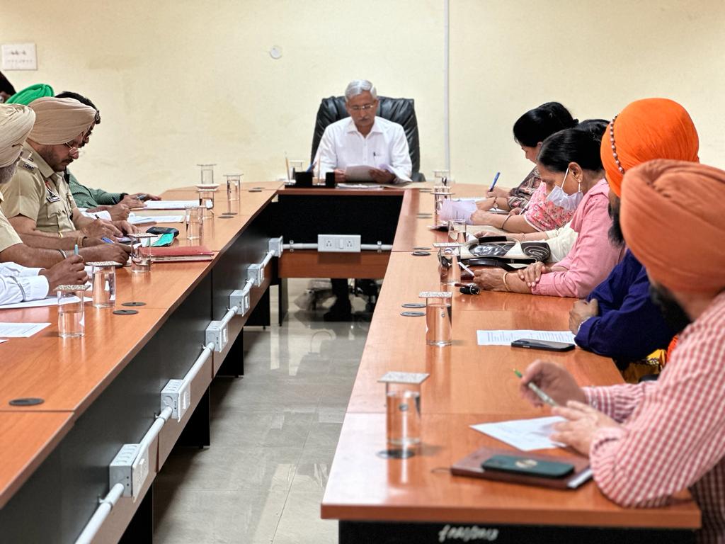 dlsa_gsp's tweet photo. Quarterly meeting held under the Chairmanship of Ld.District &amp; Sessions Judge Gurdaspur with the members of District Legal Services Authority Gurdaspur on dated 17.04.2023 https://t.co/IN2v1DOe6Z
