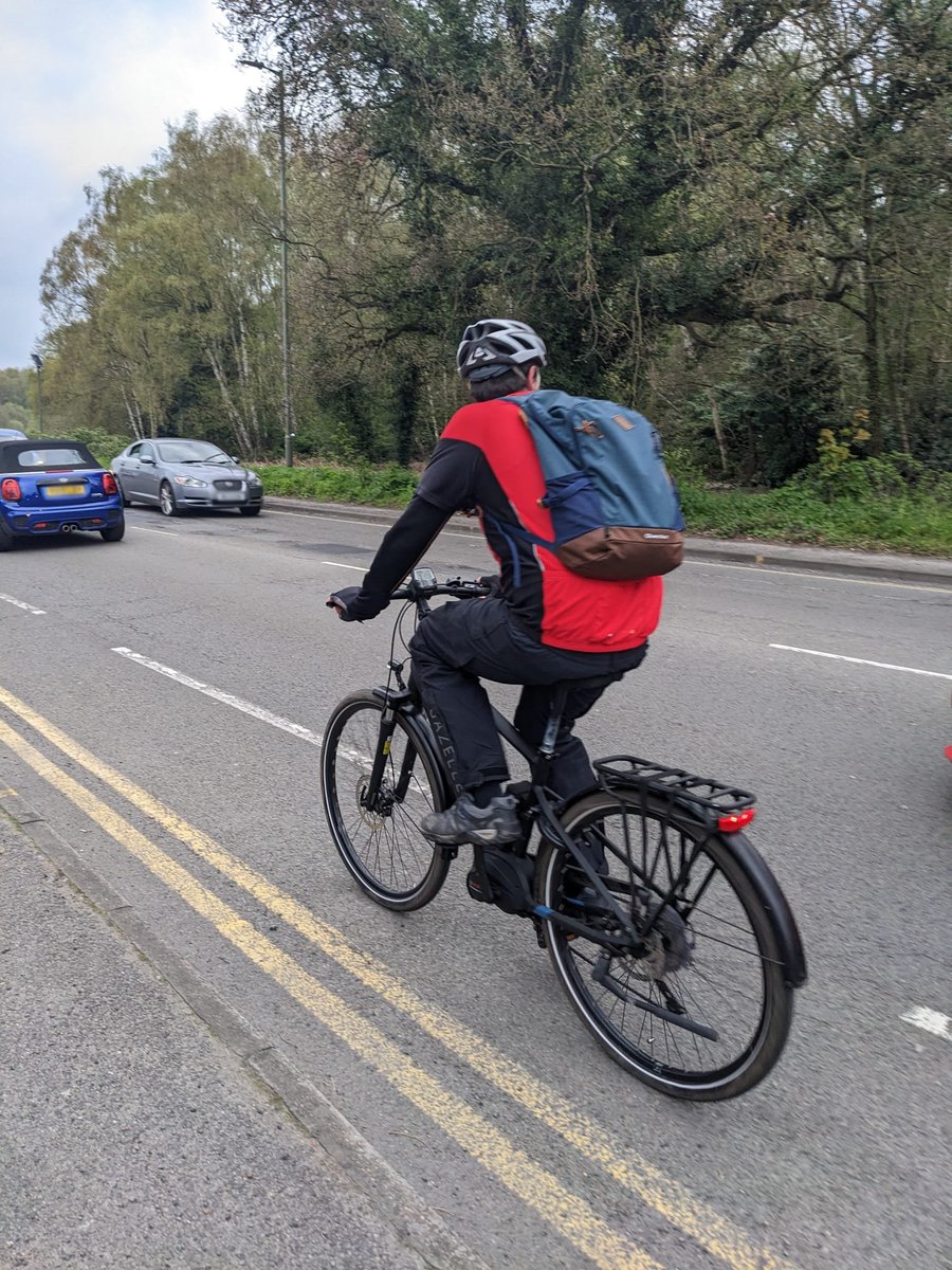 SurreyRS's tweet photo. Yesterday #CasualtyReduction & #VanguardRST officers were out supporting #OperationClosePass.
7 stops were initiated by a plain clothed officer across Staines & Esher:
3⃣ close passes (resulting in 2 TOR & 1 WOA)
3⃣ seatbelt offences
1⃣ parking on a zigzag
1/2
#2WheelOperation https://t.co/izUlPyWqS3