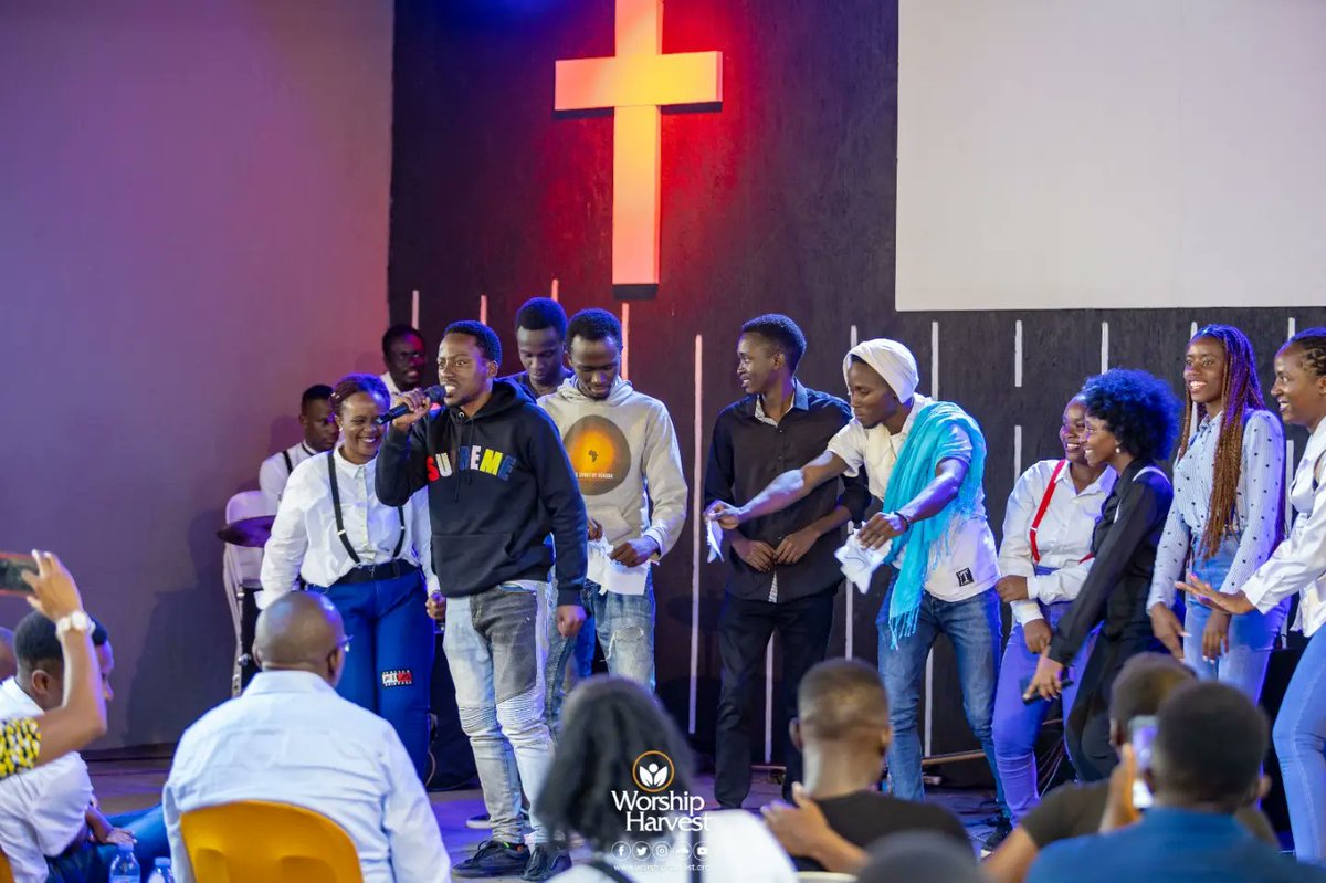 BlessedIvan's tweet photo. This #Sunday at #WHMakerere, the #Catalyst #drama #team tuaght us valuable lessons about how the #devilworks using the #sinchair analogy

• He presents the bait &amp; hides the hook.
• He presents the golden cup &amp; hides the poison. https://t.co/KpnWAgUmEe