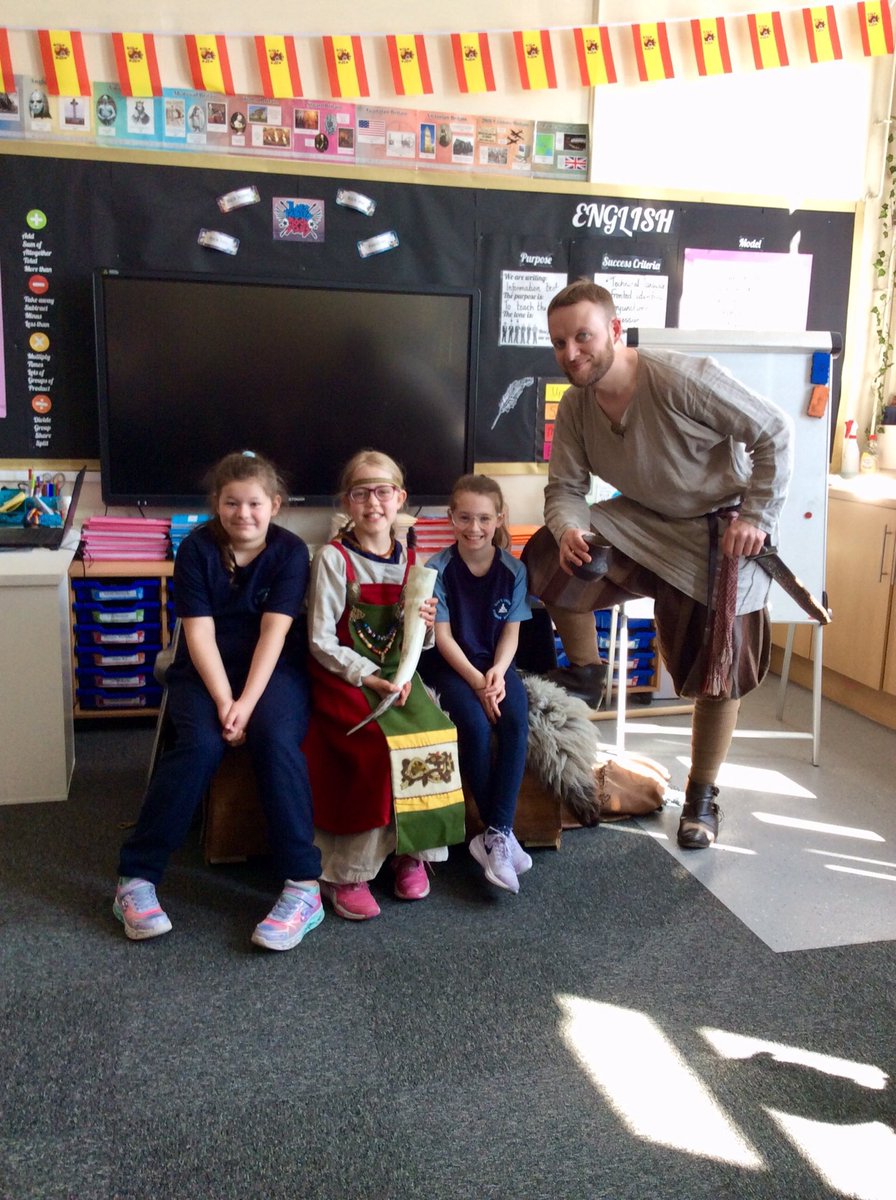 Y3Mabs's tweet photo. We had a really fun day with Olaf the Viking! https://t.co/x2ym0PgCQM