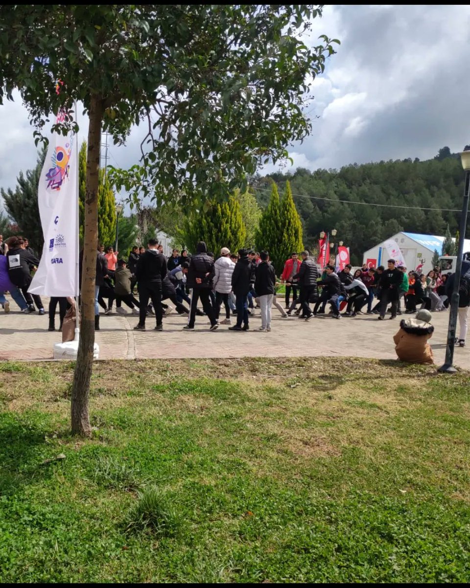 bespinarkampi's tweet photo. BEŞPINAR KÜLTÜR EĞİTİM KAMPINDA ÖĞRENCİLERİMİZİN SOSYAL ETKİNLİK AKTİVİTELERİ... https://t.co/4gsxhFzEY1