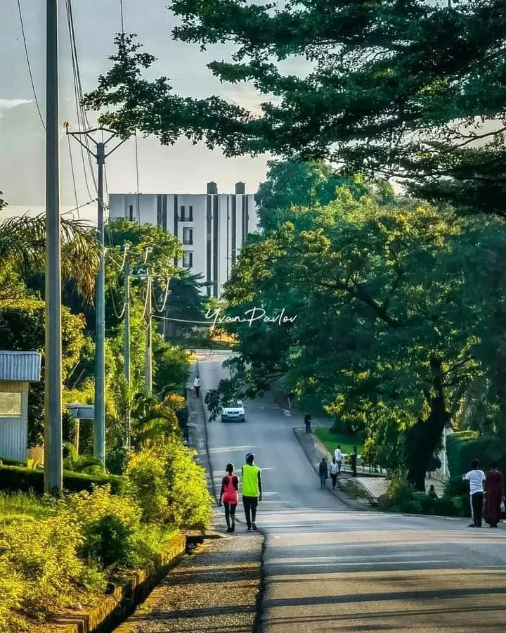sinrenovat's tweet photo. #Bujumbura #Mukaza #Greencity #VisitBurundi https://t.co/SRIIrxTsXN