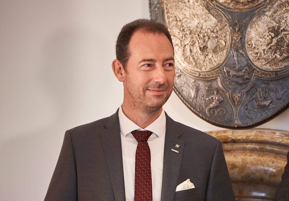 JungereCato's tweet photo. Mario #Pulker,Branchensprecher u. Wirt in der Wachau,sieht die Gastronomie nicht als Preistreiber der Inflation,wie sie von manchen "Experten" bezeichnet wird! https://t.co/GYGTV6SbdA