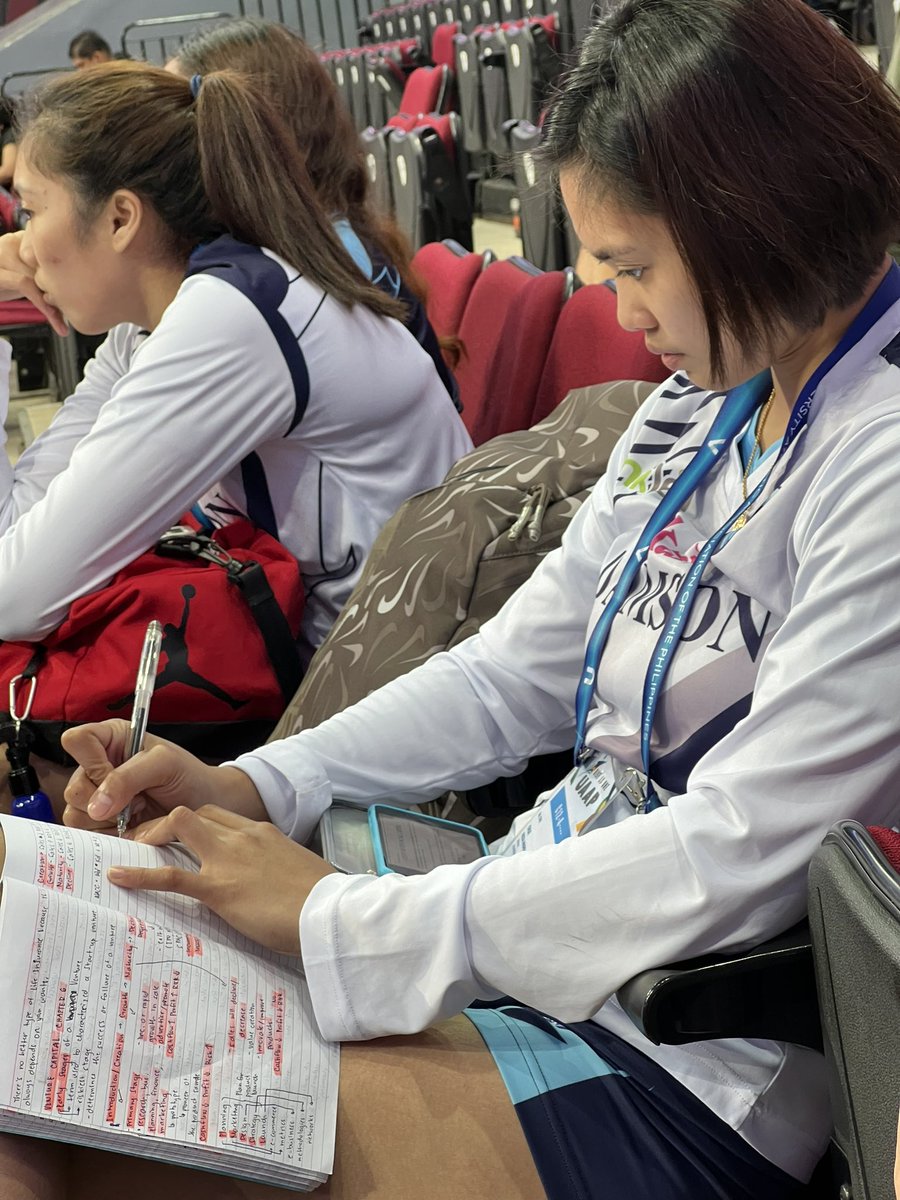 AkariSports's tweet photo. Student now, athlete later. 💙💡💞

Adamson middle blocker Rizza Cruz finishing some school work before today's match at the MOA Arena. #LabanAdamson! #AkariNation #AKARIxADAMSON https://t.co/KPEGF6CU4I