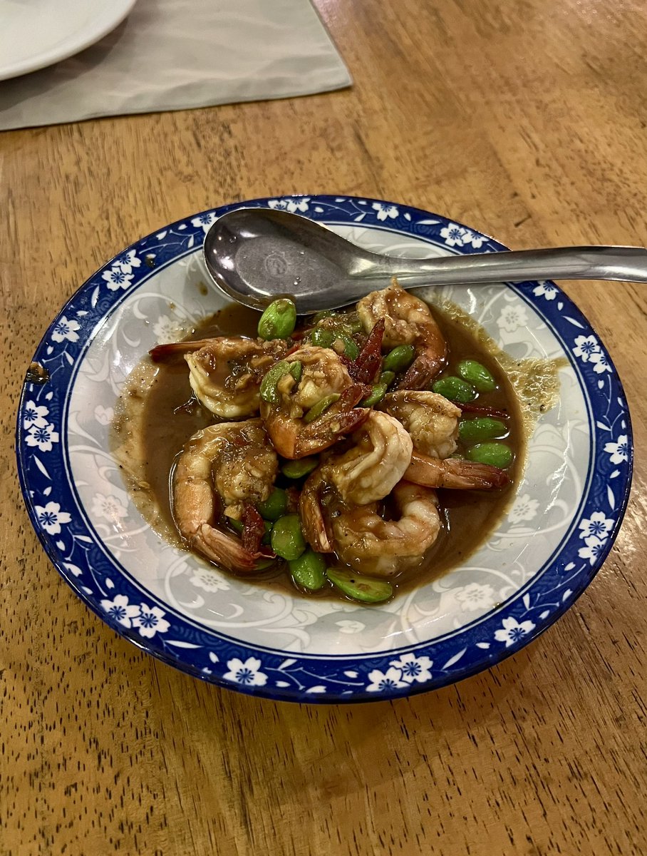 papdiawdiawmaa's tweet photo. ร้านอาหารพื้นบ้านภูเก็ต ป่าตอง อาหารอร่อย รสชาติจัดจ้าน ถึงเครื่อง บริการดี ราคาดี ใครไปภูเก็ตแนะนำเลย
📍ร้านกาบกล้วย
#ReviewThailand #รีวิวภูเก็ต #Reviewphuket
#แปปเดียวเดี๋ยวมา #papdiawdiawmaa #nrintravel https://t.co/2qSOWHrAV5