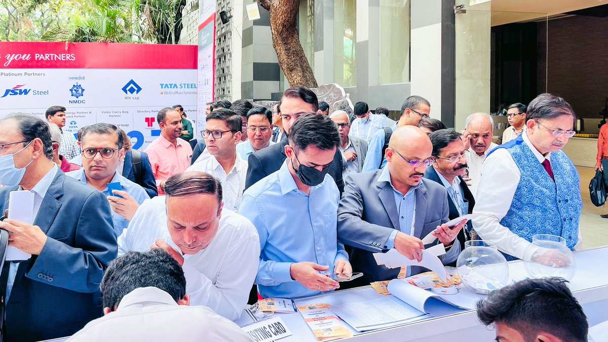 DoC_GoI's tweet image. Day 1⃣ of #IndiaSteel2023 - India's largest exhibition &amp;amp; conference dedicated to the steel sector.

Delegates and participants arriving. Stay tuned for more insights.