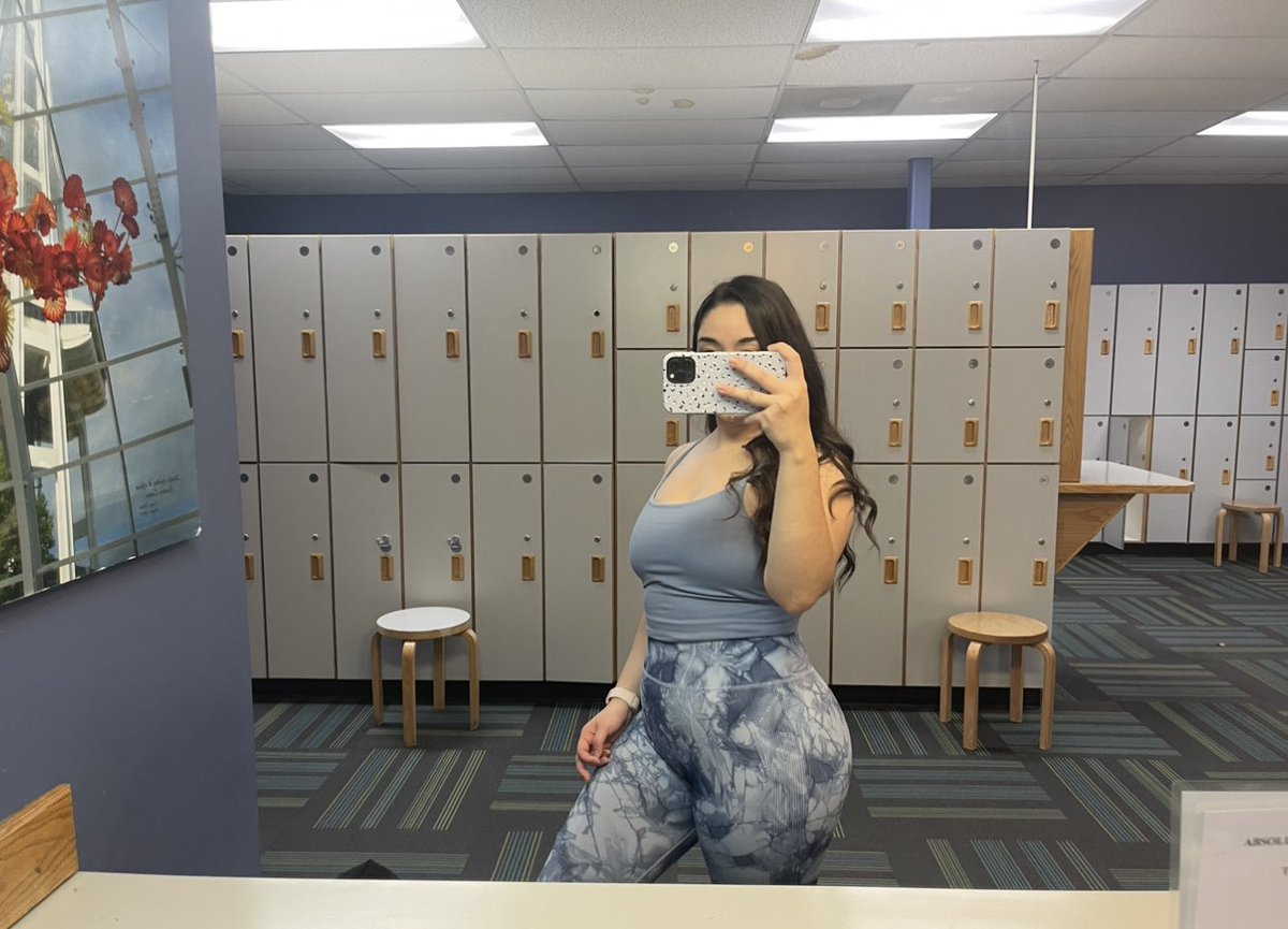 PrincessDaisy94's tweet photo. The GROWTH 🥹🥹🥹 https://t.co/346ye21vZA