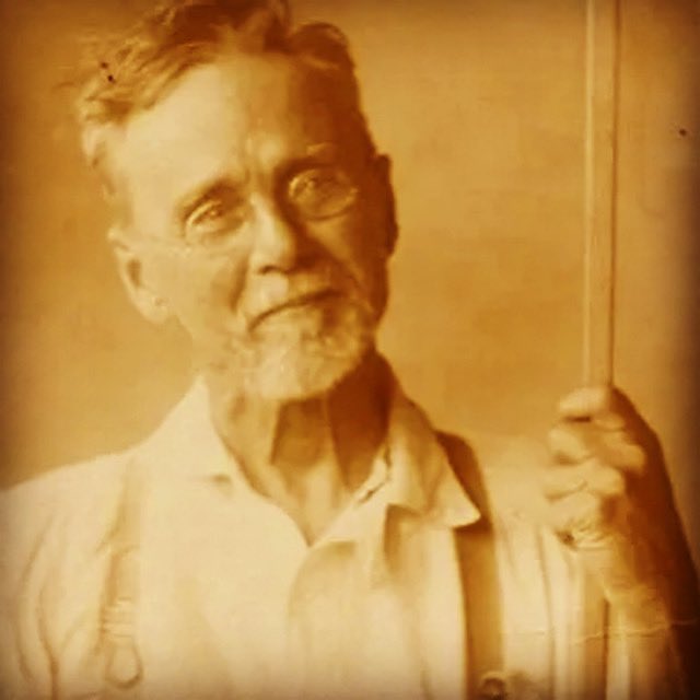 vcalderonosteo's tweet photo. "Un osteópata es sólo un ingeniero del cuerpo humano, que debe entender todas las leyes que rigen el motor y, por tanto, dominar la enfermedad". Andrew Taylor Still
#osteopatía #PonUnOsteópataEnTuVida #violafrymann #osteopatamadrid #osteopatamarbella #osteópatamálaga https://t.co/thJ2AHSJGa