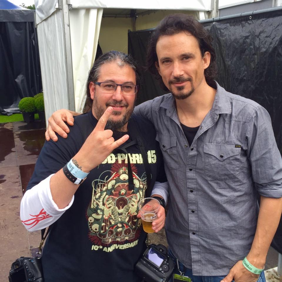 HMetalBrigade's tweet photo. Hoy toca felicitar al fotógrafo musical asturiano #JuanSanz, colaborador habitual en la revista @MetalHammer y auténtico enamorado del festival belga @GraspopMetal al que acude anualmente.
¡Feliz cumpleaños Juan! https://t.co/v0ClmV6EZt