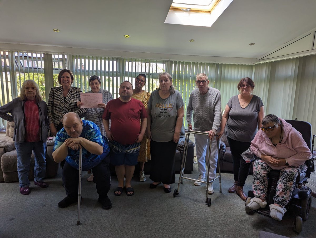 LeanneLogan01's tweet photo. @Jeanv68 and I with residents at St Marks as part of @CHADD1979 Health &amp; Wellbeing roadshows. Ideas from residents and staff will feed into our Heath &amp; Wellbeing Strategy. We’re really enjoying going out to schemes &amp; participation from everyone has been really positive! https://t.co/GaMFcYCls7