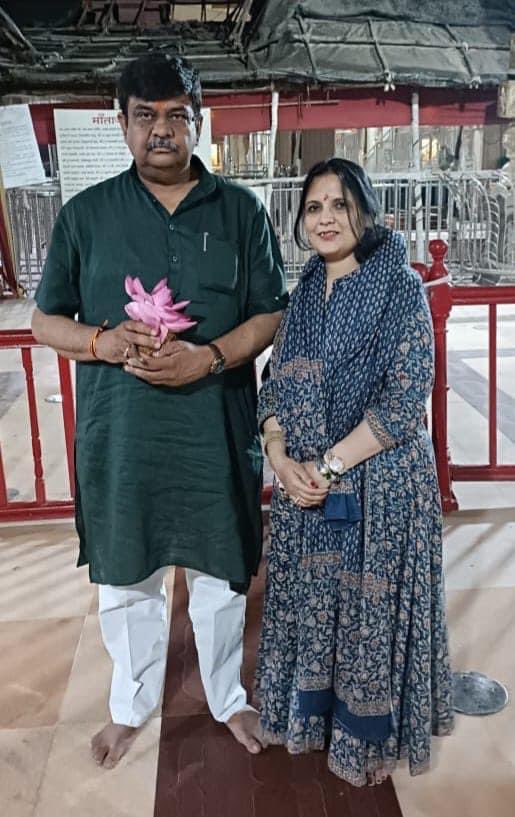 Sanjay4India1's tweet photo. शादी की सालगिरह पर हार्दिक शुभकामनाएं एवं बधाई बबिता जी
19 अप्रैल 2000 https://t.co/LzwF56H6yX