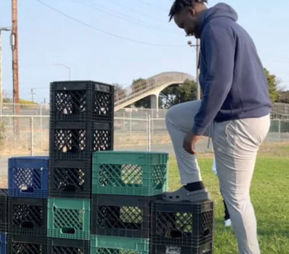 NachoDonut's tweet image. Hear me out on this:

I have the solution for the violent, Black Youth of Chicago.

Everyone gather up all of the Milk Crates in your city and then we will take a collection of them to the streets of Chicago.

Let Nature take its course.

#Chicago #MilkCrateChallenge #MilkCrates