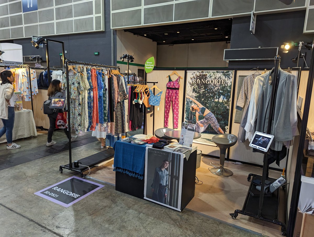 rangoriejapan's tweet photo. 《香港ファッションウイークに出展中》

香港国際展示場で開催中のFashion InStyle でランゴリー展示中です。

世界の皆様に愛されるブランドを目指して参ります！ https://t.co/l7rhSOA9l0