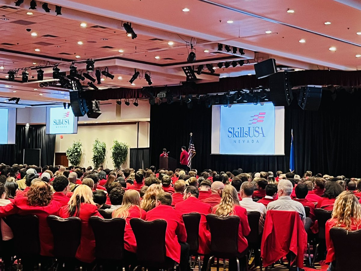 yvonhicks's tweet photo. NWCTA at Skills USA 2023 Opening Ceremony! Proud to be a Hawk❤️ Mechanical Technology Program (Advisor Mr. Chapple) and Culinary Program (Advisors Chef Simmons and Chef Watkins). @NWCTAPrincipal @CTEinCCSD @ClarkCountySch https://t.co/slqP72Zw4R