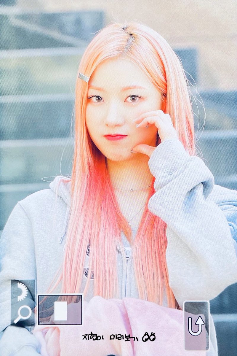 ordinarypage_DN's tweet photo. 230419 preview

밥 잘챙겨무

#드림노트 #DreamNote
#유아이 #YOUI https://t.co/RKElWW7uky