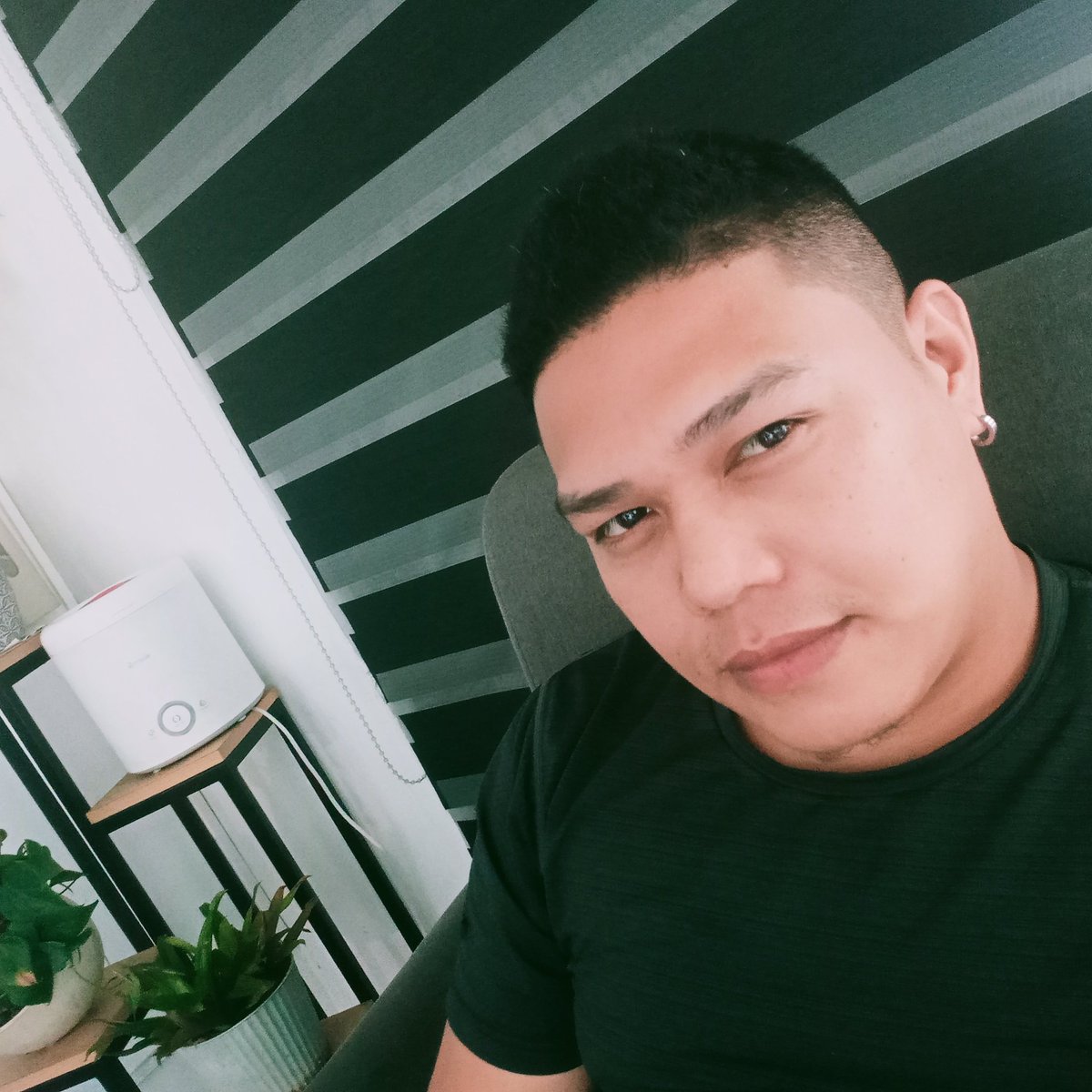 CarlDeloss65733's tweet photo. Avilable po ako ngaun mga sir dito sa @NorthHavenSpa book na see you po mga sir and ma,am https://t.co/Lo5hd6Zaoh
